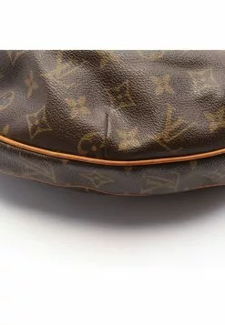 Pre-loved LOUIS VUITTON Croissant GM Classic Monogram Shoulder Bag PVC Genuine Leather Brown 17 Pre-loved LOUIS VUITTON Croissant GM Classic Monogram Shoulder Bag PVC Genuine Leather Brown -Louis Vuitton Shop louis vuitton 9532 8408836 8