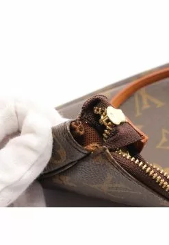 Pre-loved LOUIS VUITTON Pochette Accessoires Classic Monogram Handbag PVC Genuine Leather Brown -Louis Vuitton Shop louis vuitton 9536 1508836 8