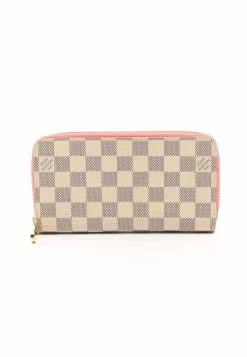 Pre-loved LOUIS VUITTON white checkered Rounded corner zipper long Wallet PVC white Pink