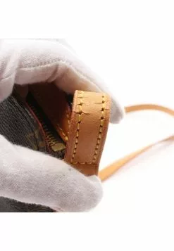 Pre-loved LOUIS VUITTON Drouot Classic Monogram Shoulder Bag PVC Genuine Leather Brown -Louis Vuitton Shop louis vuitton 9589 7118836 6