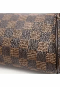 Pre-loved LOUIS VUITTON EVA Black checkerboard grid Chain Handbag PVC Genuine Leather Brown 2 Way Style 15 Pre-loved LOUIS VUITTON EVA Black checkerboard grid Chain Handbag PVC Genuine Leather Brown 2 Way Style -Louis Vuitton Shop louis vuitton 9594 1418836 6