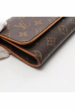 Pre-loved LOUIS VUITTON Pochette Twin GM Classic Monogram Shoulder Bag PVC Genuine Leather Brown -Louis Vuitton Shop louis vuitton 9596 6518836 7