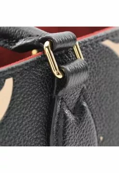 Pre-loved LOUIS VUITTON OnTheGo PM 2 Colored Classic Monogram empreinte embossed Genuine Leather Handbag Black Beige 2 Way Style 14 Pre-loved LOUIS VUITTON OnTheGo PM 2 Colored Classic Monogram empreinte embossed Genuine Leather Handbag Black Beige 2 Way Style -Louis Vuitton Shop louis vuitton 9617 8718836 5