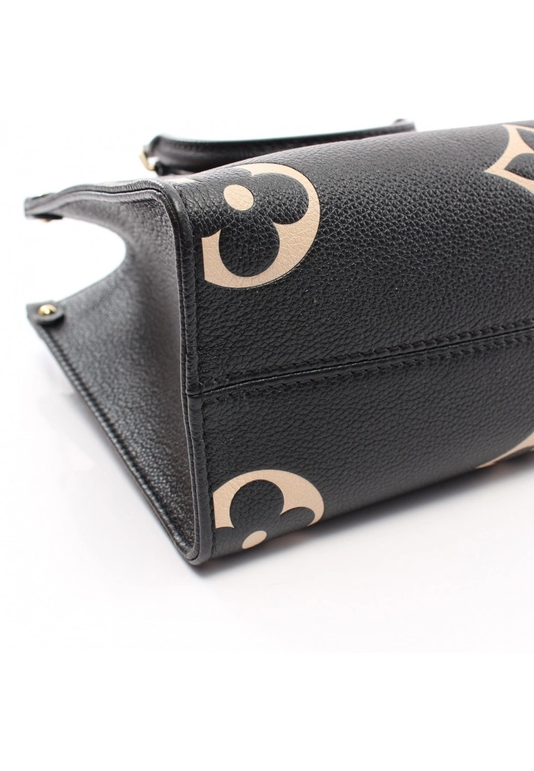 Pre-loved LOUIS VUITTON OnTheGo PM 2 Colored Classic Monogram empreinte embossed Genuine Leather Handbag Black Beige 2 Way Style 10 Pre-loved LOUIS VUITTON OnTheGo PM 2 Colored Classic Monogram empreinte embossed Genuine Leather Handbag Black Beige 2 Way Style - Image 8