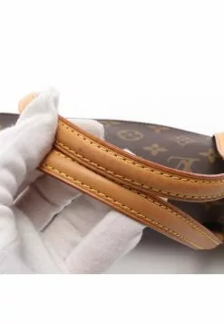 Pre-loved LOUIS VUITTON Sonatine Classic Monogram Handbag PVC Genuine Leather Brown 14 Pre-loved LOUIS VUITTON Sonatine Classic Monogram Handbag PVC Genuine Leather Brown -Louis Vuitton Shop louis vuitton 9625 9818836 5