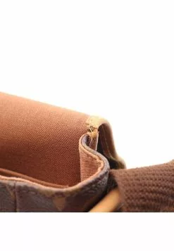 Pre-loved LOUIS VUITTON PM Bosphore Classic Monogram Shoulder Bag PVC Genuine Leather Brown 14 Pre-loved LOUIS VUITTON PM Bosphore Classic Monogram Shoulder Bag PVC Genuine Leather Brown -Louis Vuitton Shop louis vuitton 9639 8128836 5