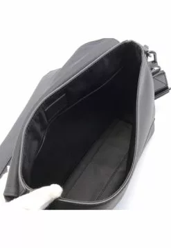 Pre-loved LOUIS VUITTON TAKE Off Genuine Leather Shoulder Bag Black 9 Pre-loved LOUIS VUITTON TAKE Off Genuine Leather Shoulder Bag Black -Louis Vuitton Shop louis vuitton 9651 1003936 3