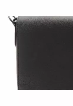 Pre-loved LOUIS VUITTON TAKE Off Genuine Leather Shoulder Bag Black 11 Pre-loved LOUIS VUITTON TAKE Off Genuine Leather Shoulder Bag Black -Louis Vuitton Shop louis vuitton 9651 1003936 5